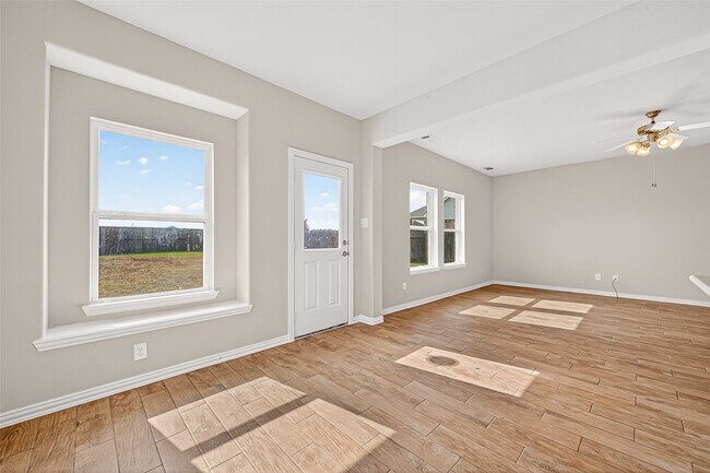 Building Photo - 9738 Willowmoor Lane