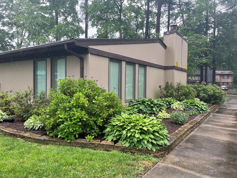 Community Clubhouse - 1035 Willow Green Dr