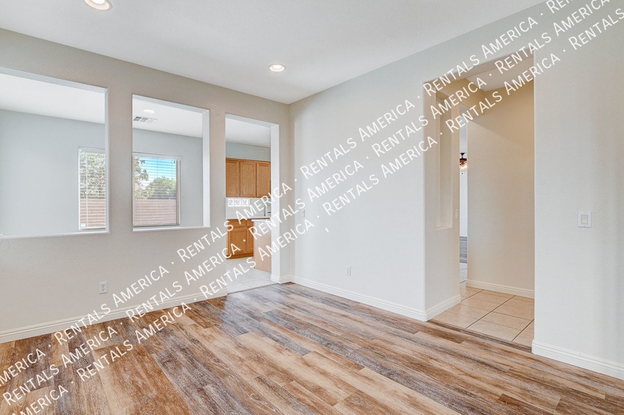 Building Photo - 3722 Tundra Swan St