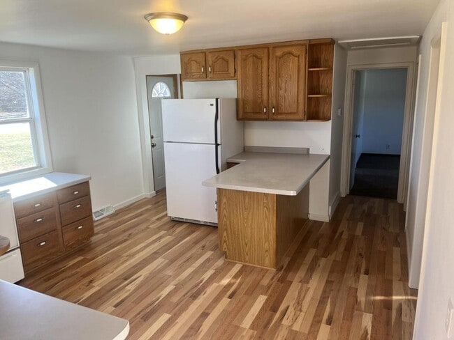 Building Photo - 6306 Schofield Ave