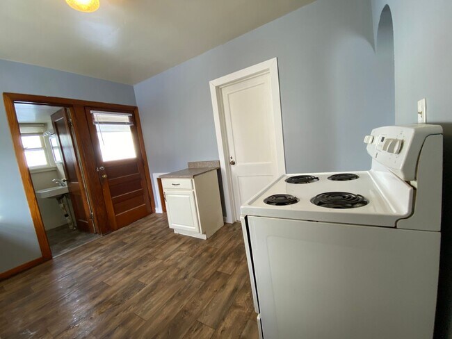 Building Photo - 308 Pennsylvania Ave