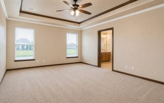 Building Photo - 14215 Jaubert Ct