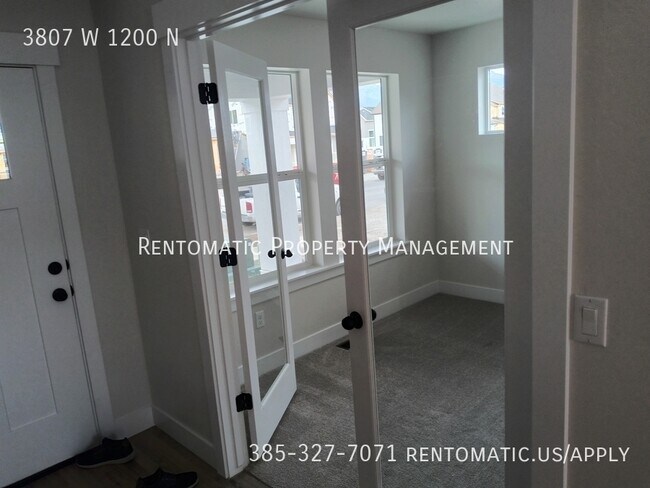 Building Photo - 3807 W 1200 N