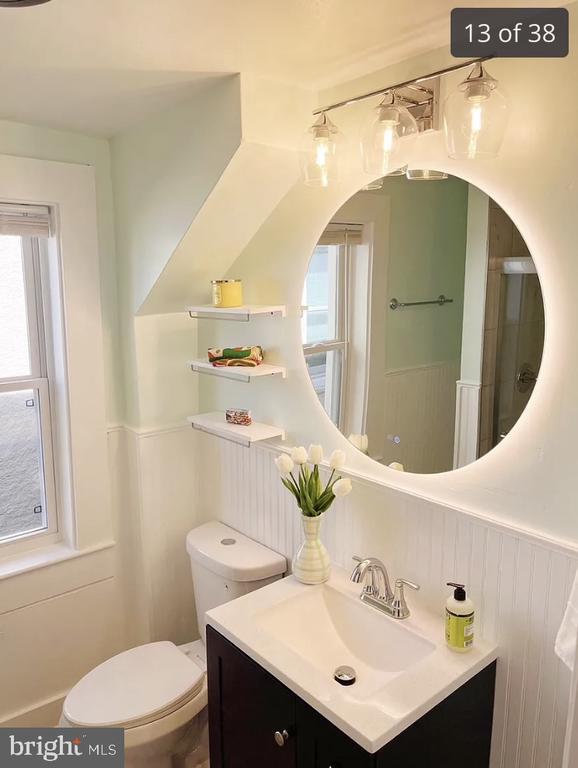 Building Photo - 1026 Riverside Ave