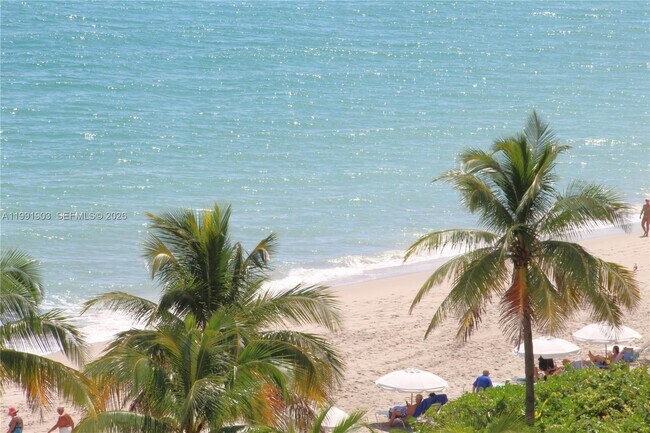 Building Photo - 2030 S Ocean Dr