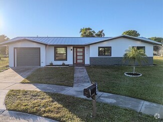 Building Photo - 4419 N Bay Cir