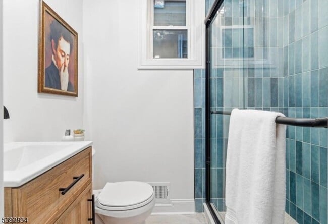 Building Photo - 111 Clarke Ave