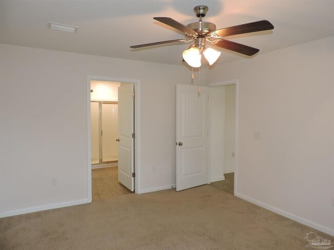 Building Photo - 5780 Blackhorse Cir