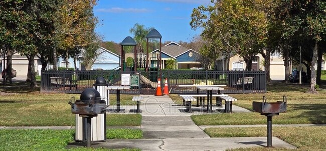 Building Photo - 13268 Silver Strand Falls Dr