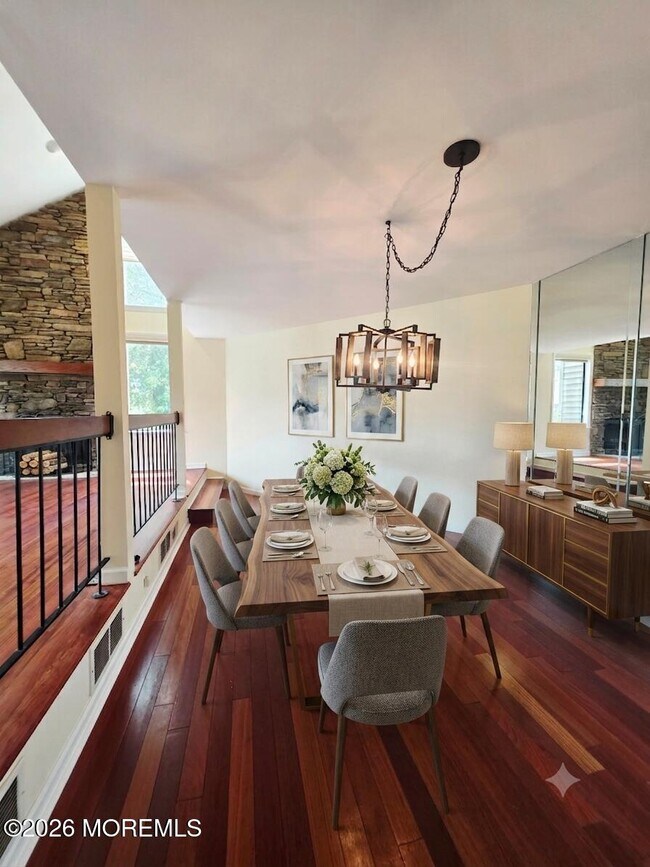 Building Photo - 97 Cotswold Cir