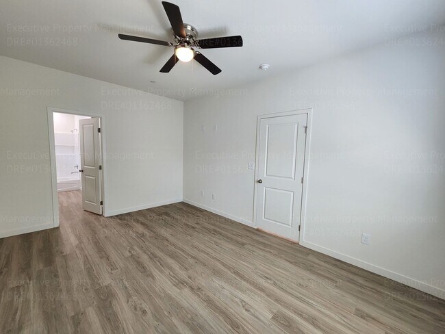 Building Photo - 8603 Grandy St
