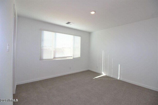 Building Photo - 60 E Virgo Pl