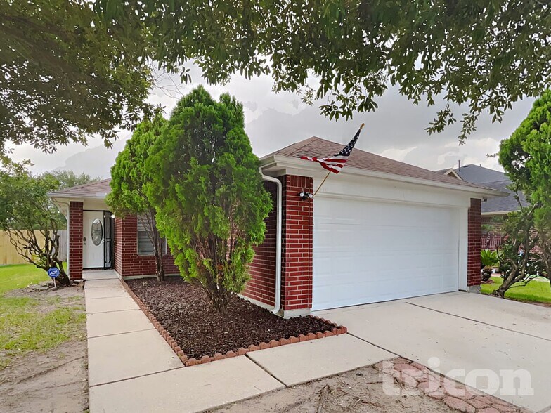 Building Photo - 1016 Deerpass Dr