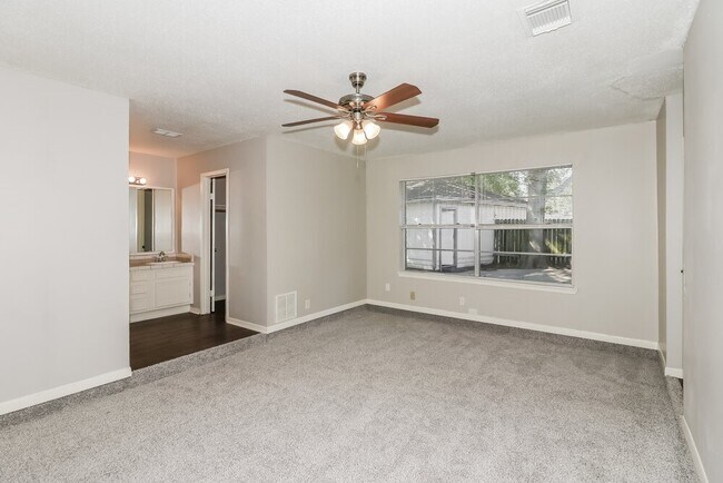 Building Photo - 23127 Briarcreek Blvd