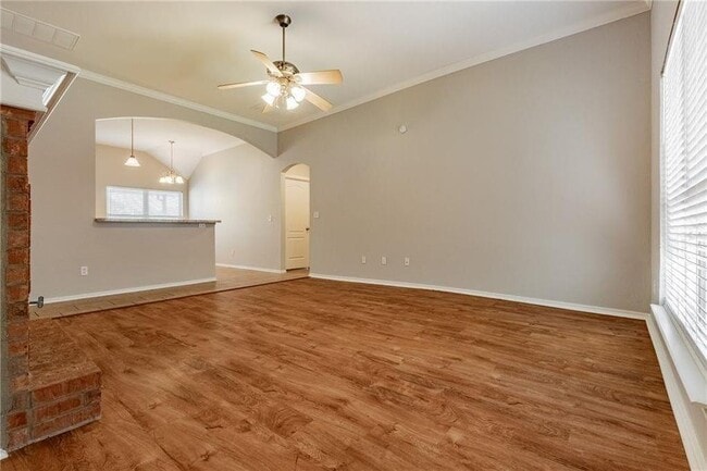 Building Photo - 1004 Mollie Rausch Ln