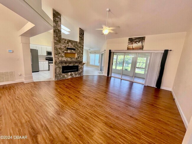 Building Photo - 137 Bryan Cave Rd