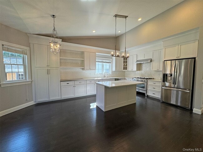 Building Photo - 1019 Grove St