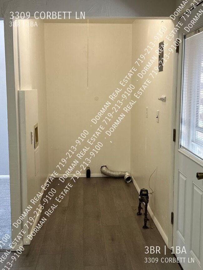 Building Photo - 3309 Corbett Ln