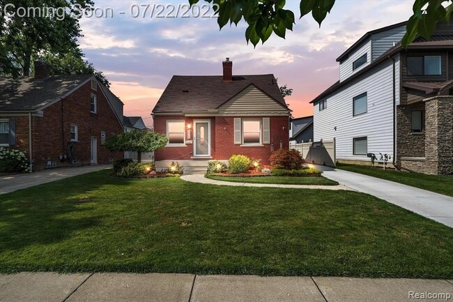 Primary Photo - 575 E Southlawn Blvd