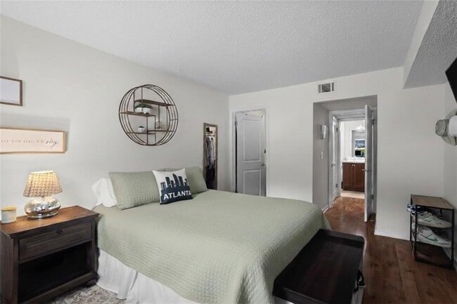 Building Photo - 3650 Ashford Dunwoody Rd NE