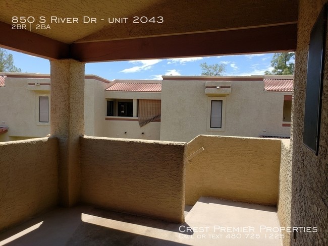 Building Photo - Questa Vida Condo