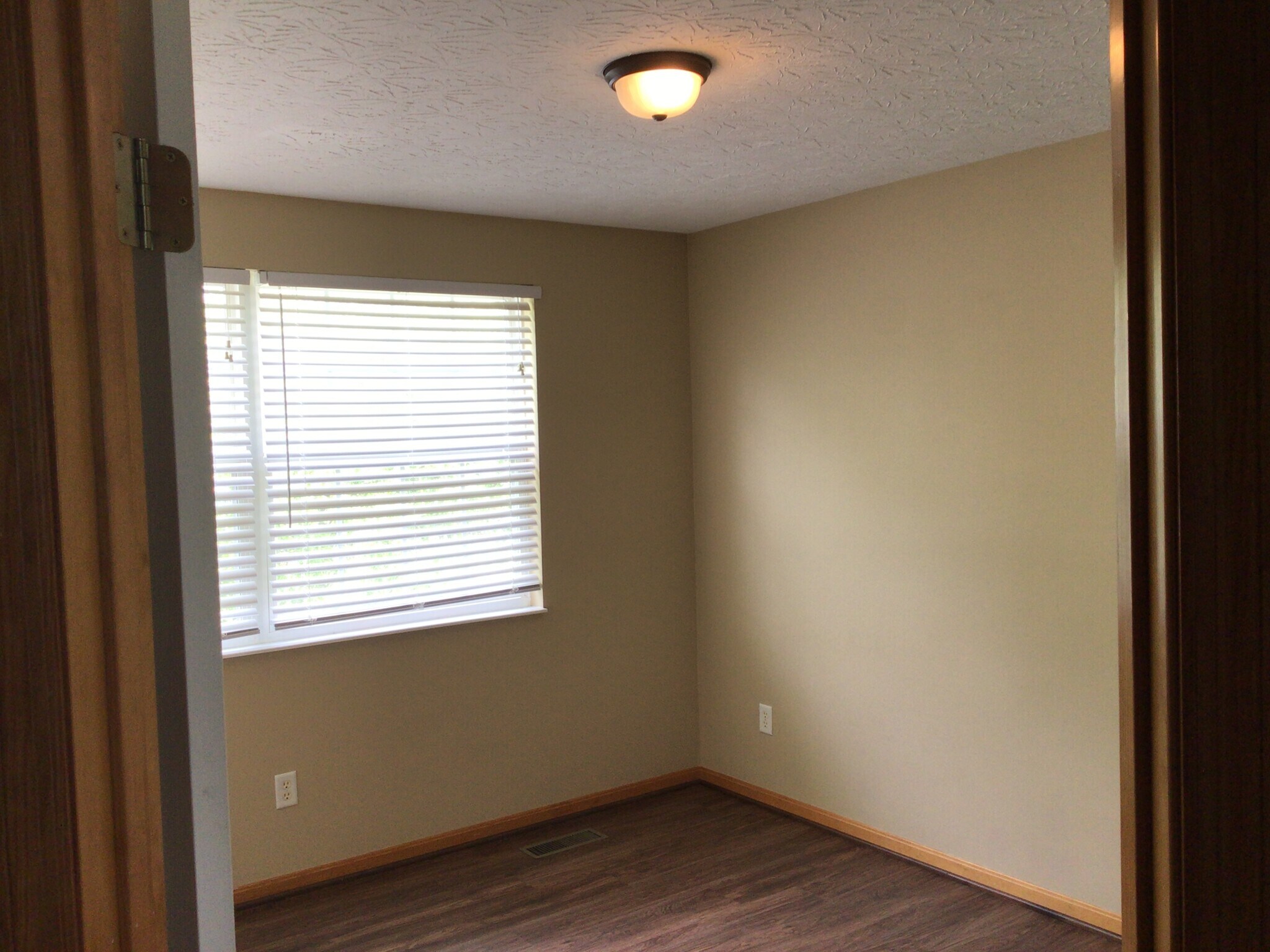 Building Photo - 55 Saddle Creek Ln