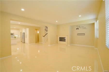 Building Photo - 172 Sanctuary