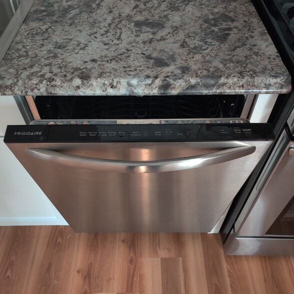 Building Photo - 6528 N 55th St