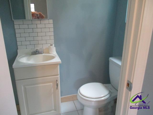 Building Photo - 202 3rd St