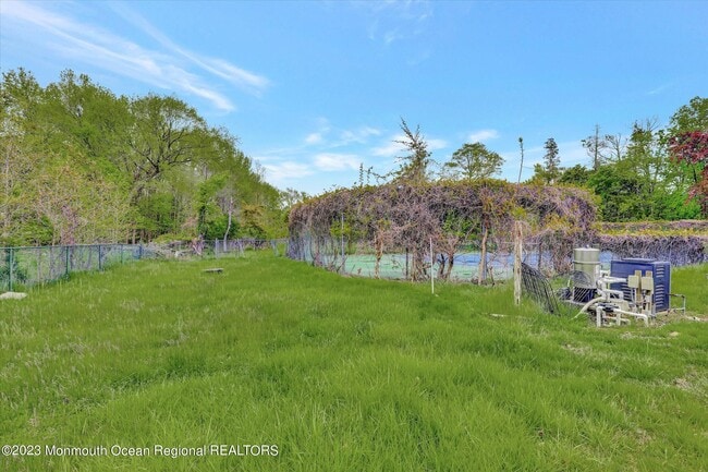 Building Photo - 84 Wickapecko Dr