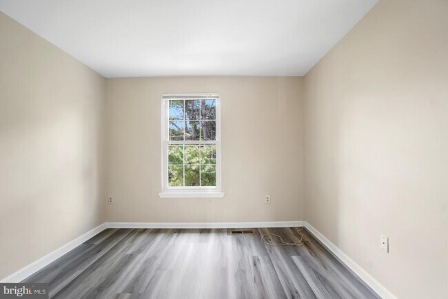 Building Photo - 3121 Benton Square Dr