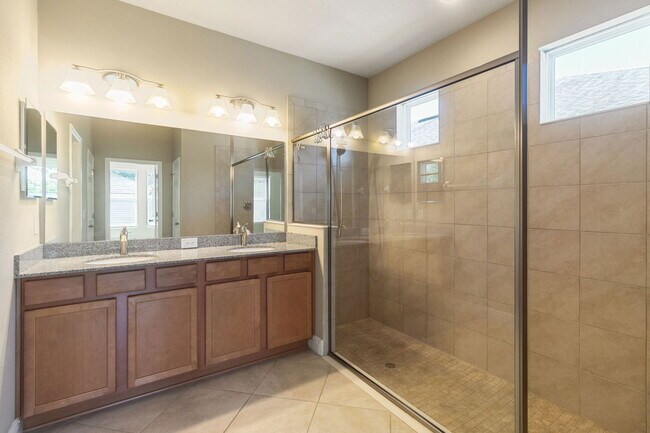 Building Photo - 32628 Harmony Oaks Dr