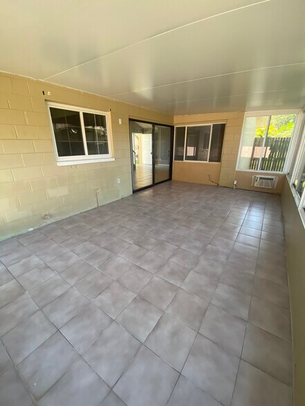 Building Photo - 5109 Burnside Ct