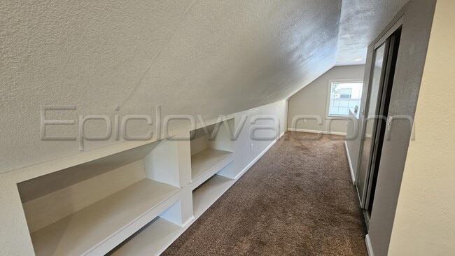 Building Photo - 130 Outlook Dr SW