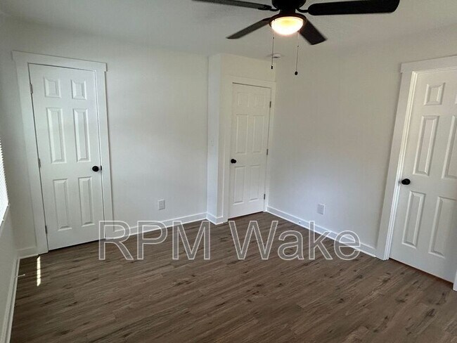 Building Photo - 2325 Quartz Ct