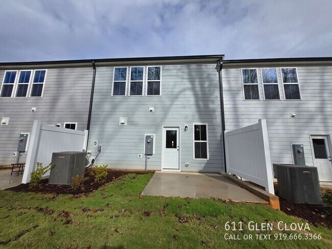 Building Photo - 611 Glen Clova Dr