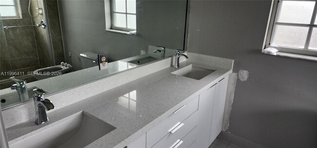 Building Photo - 4725 SW 143rd Ave