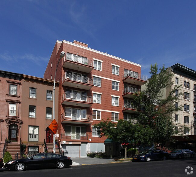 Building Photo - 504 Washington Ave