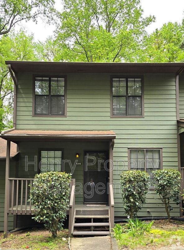 Building Photo - 4265 The Oaks Dr