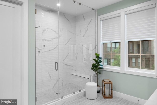 Building Photo - 43442 Croson Ln