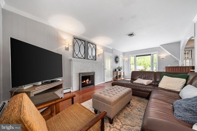 Building Photo - 12013 Hamden Ct