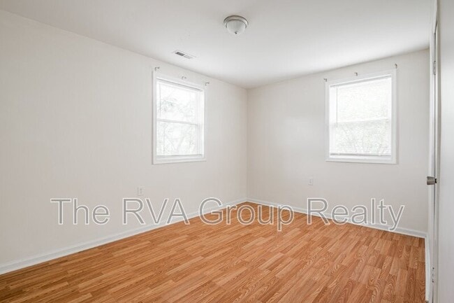 Building Photo - 1801 Keswick Avenue