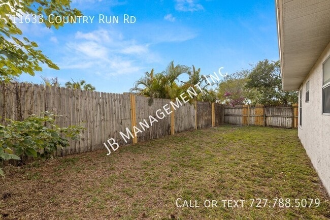 Building Photo - Available Now!! Charming 3bed/2-bath Home ...