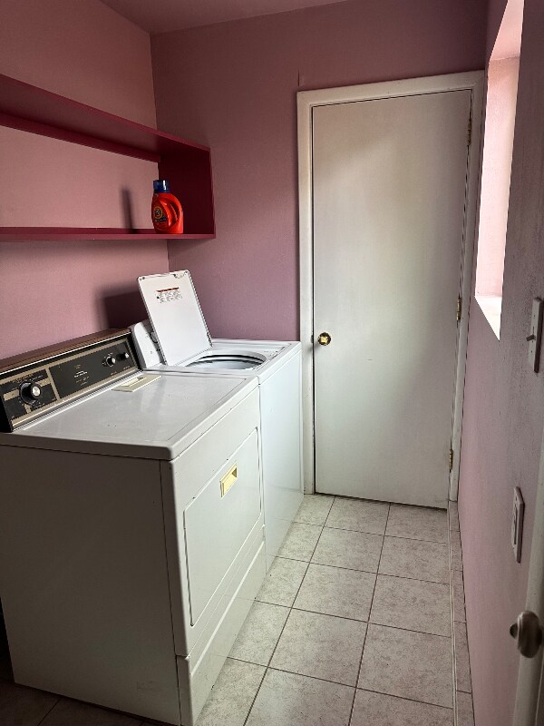 Building Photo - 2000 N Mesa Verde Ave