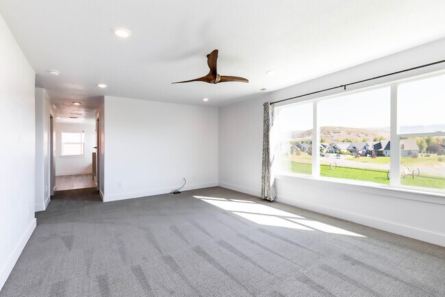 Building Photo - 1112 Springer View Loop