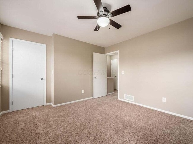 Building Photo - 5297 Brandy Oaks Ln