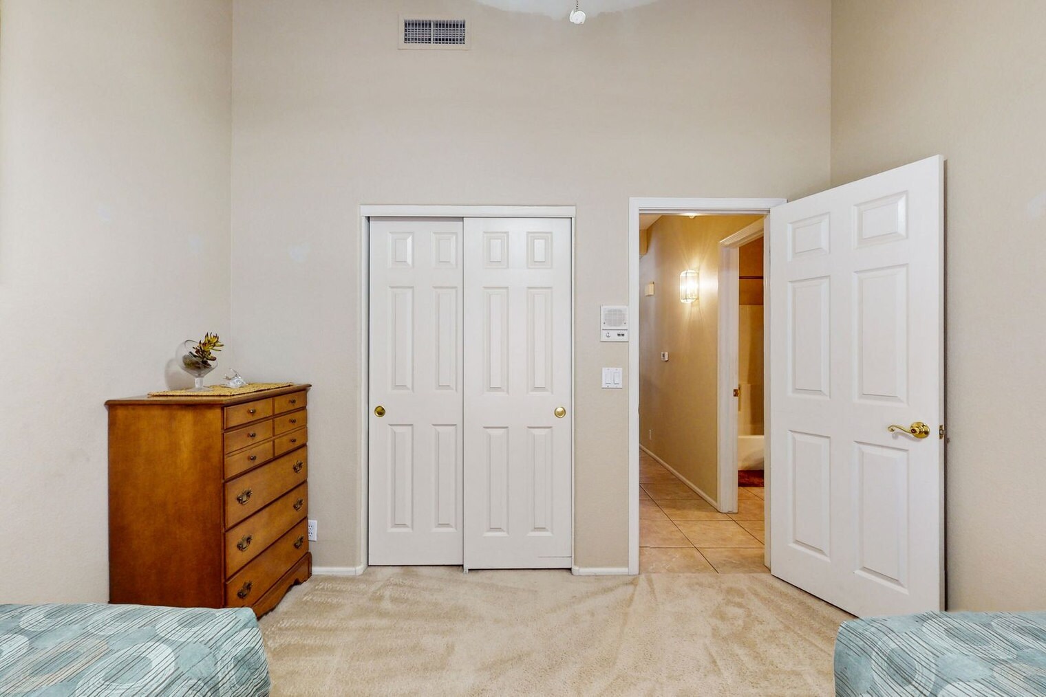 Building Photo - 9145 W Chino Dr