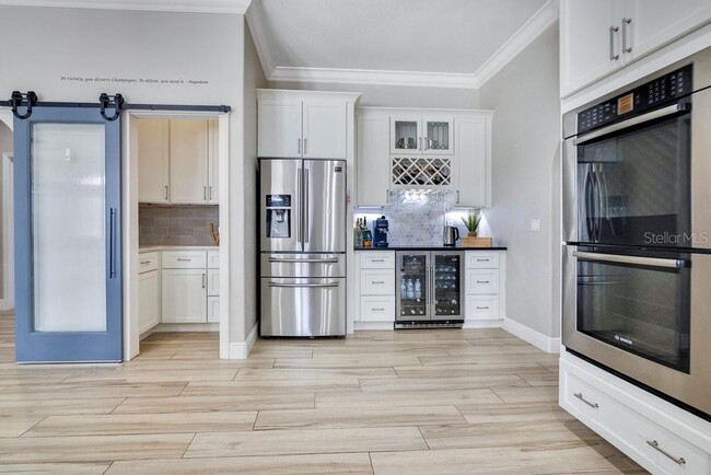 Building Photo - 16545 Majestic Ct