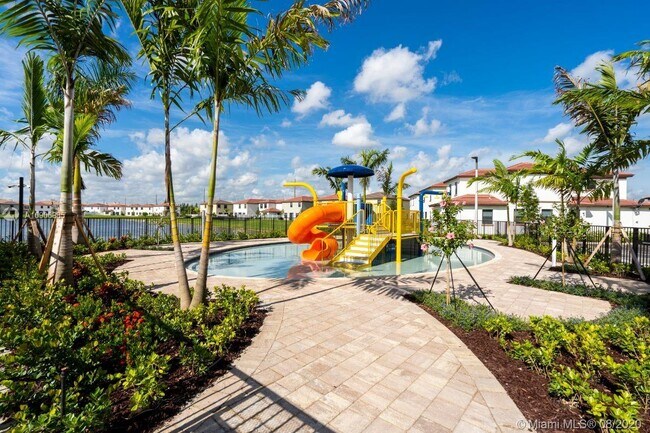 Building Photo - 10336 W 33rd Way