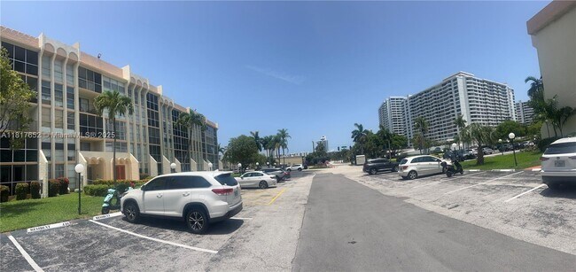 Building Photo - 801 Three Islands Boulevard